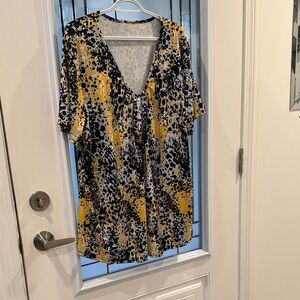 Stylish Women's Top in Yellow and Black